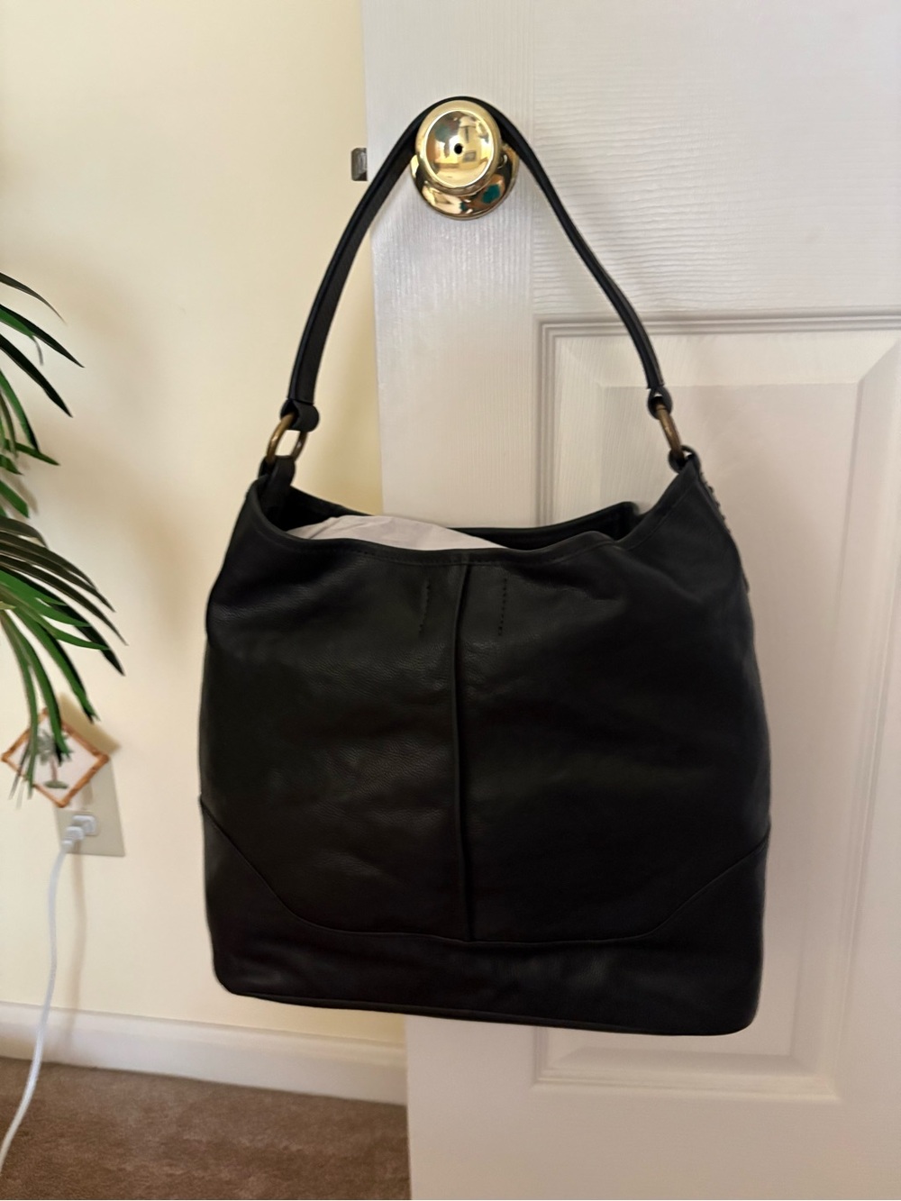 Frye - Lucy Hobo - Black Leather Hobo Bag - Classic Everyday Shoulder Bag